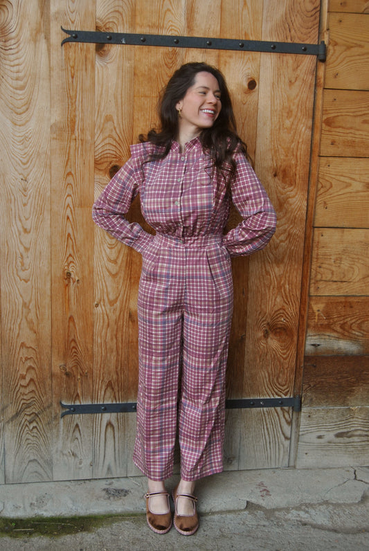 Combinaison à carreaux